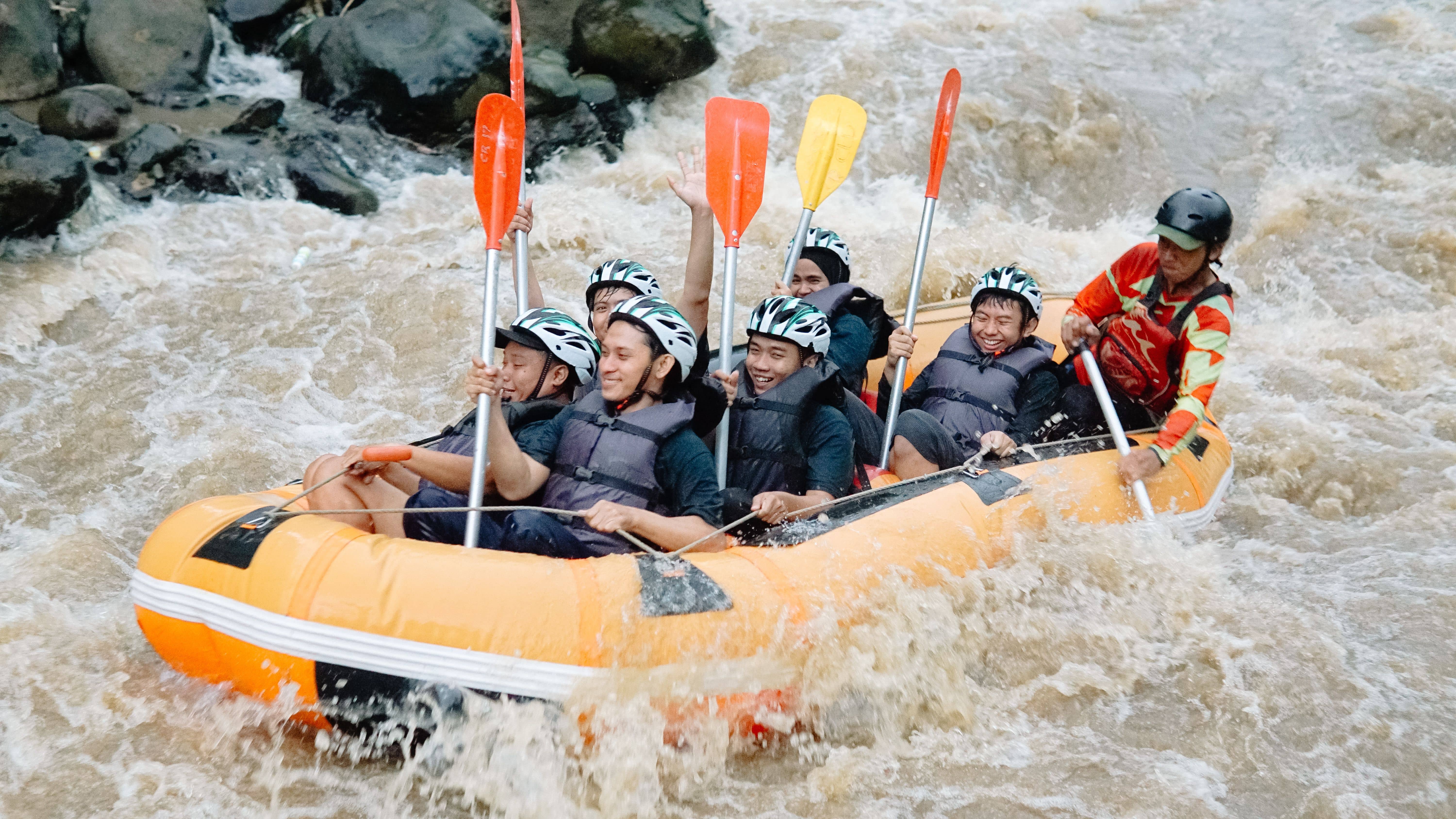 Pangalengan Rafting & Tea Walk